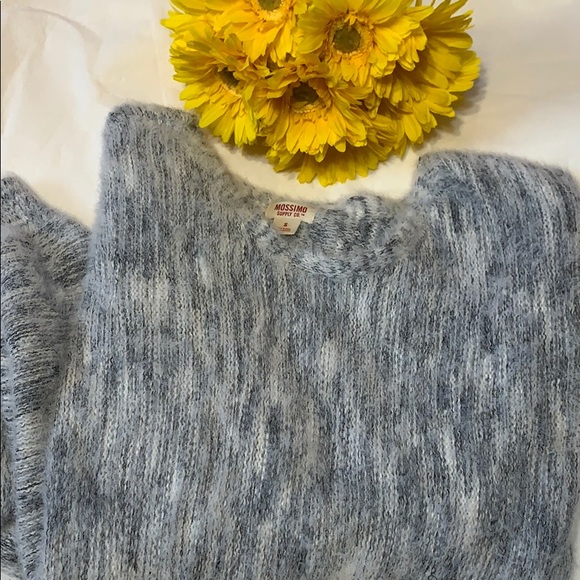Mossimo Gray Soft Fuzzy Long Sleeve Sweater Top - Picture 4 of 8